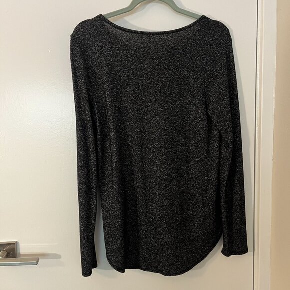 Old Navy Luxe Tees - Lot of 6 - Size M - GUC - Picture 13 of 13